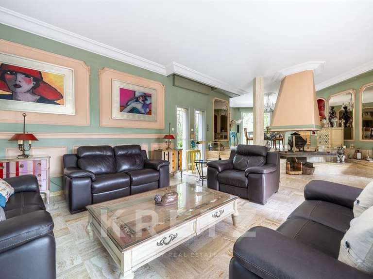 Maison Longpont-sur-Orge - 5 chambres - 510m²
