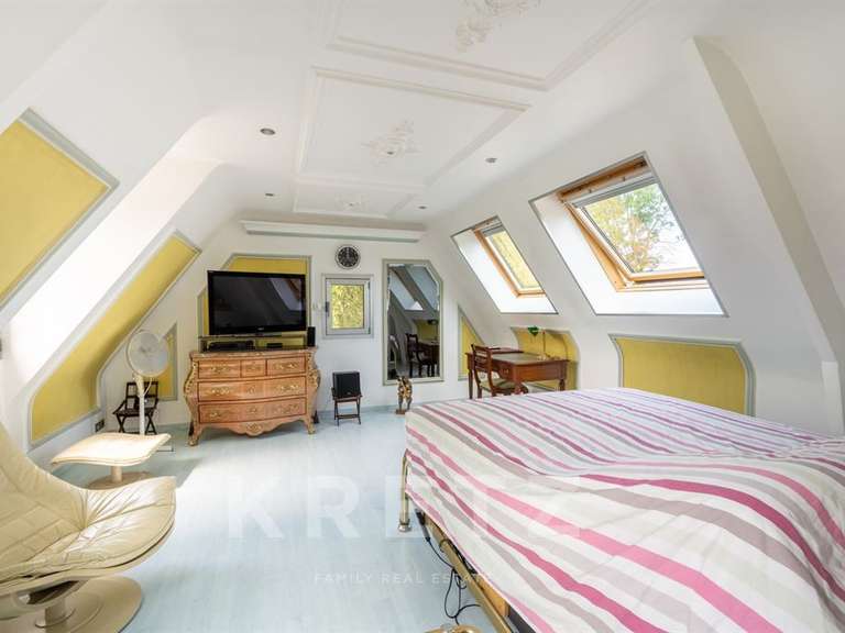 Maison Longpont-sur-Orge - 5 chambres - 510m²