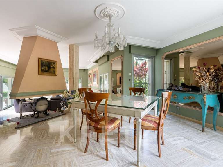 Maison Longpont-sur-Orge - 5 chambres - 510m²