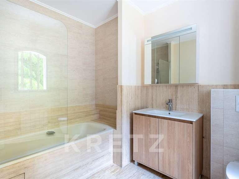 Maison Longpont-sur-Orge - 5 chambres - 207m²