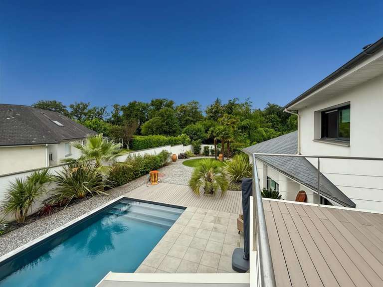 Maison Lons - 4 chambres - 202m²