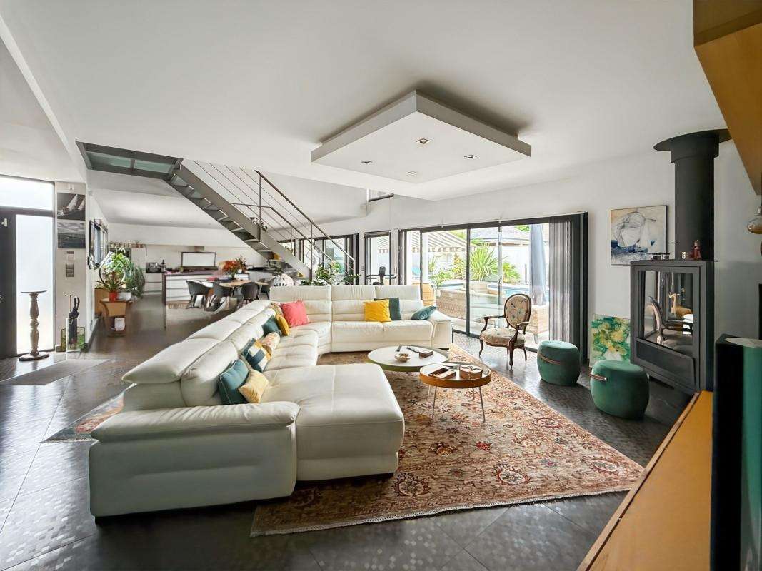 Maison Lons