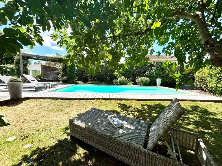 Propriété Lons - 4 chambres - 207m²