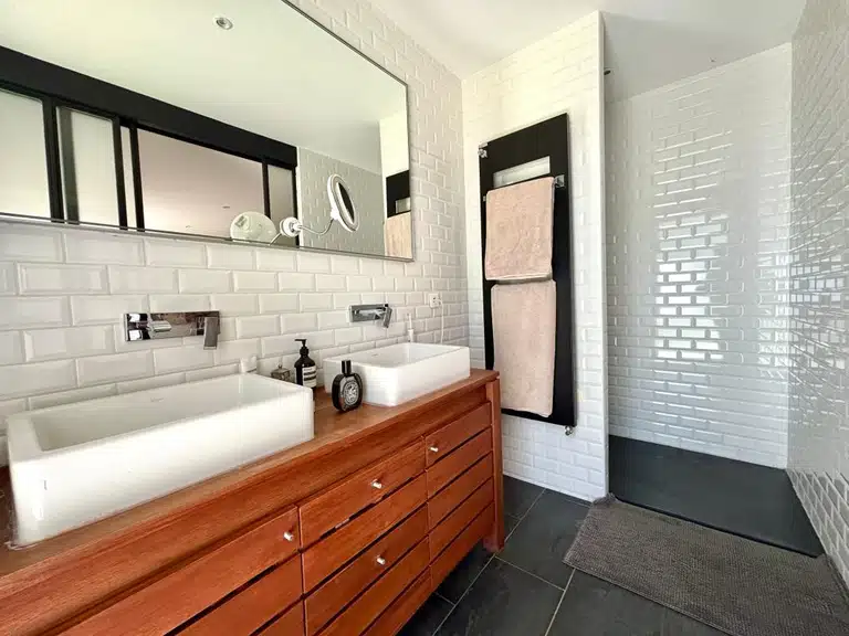 Propriété Lons - 4 chambres - 207m²