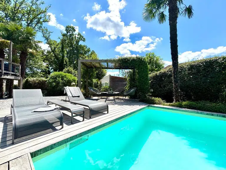 Propriété Lons - 4 chambres - 207m²