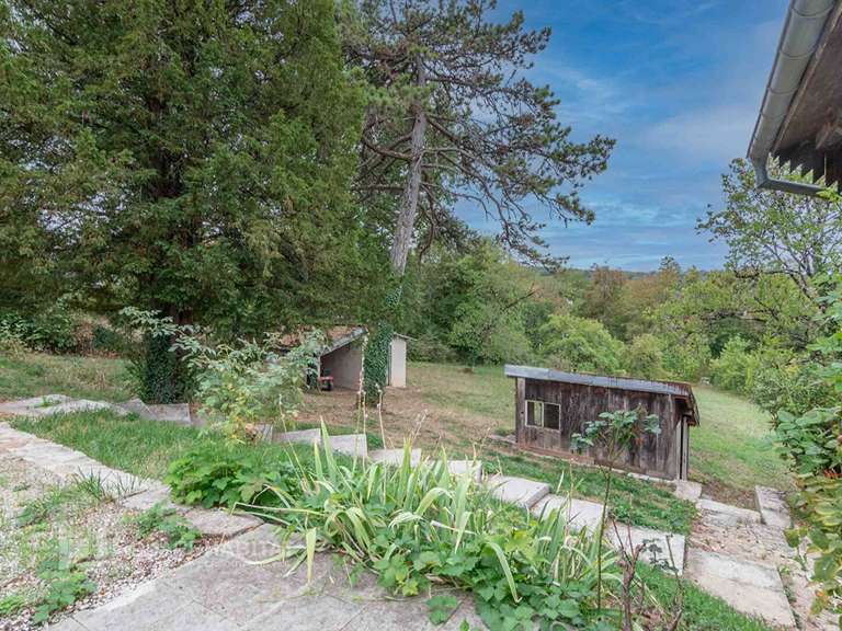 Maison Lons-le-Saunier - 7 chambres - 261m²