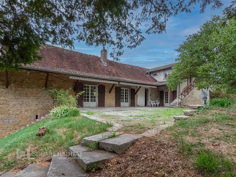 Maison Lons-le-Saunier - 7 chambres - 261m²