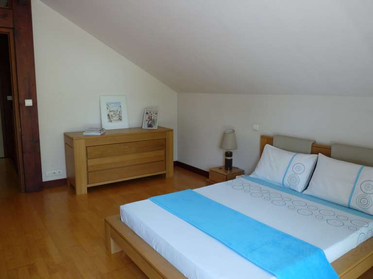 Propriété Lons-le-Saunier - 5 chambres - 225m²