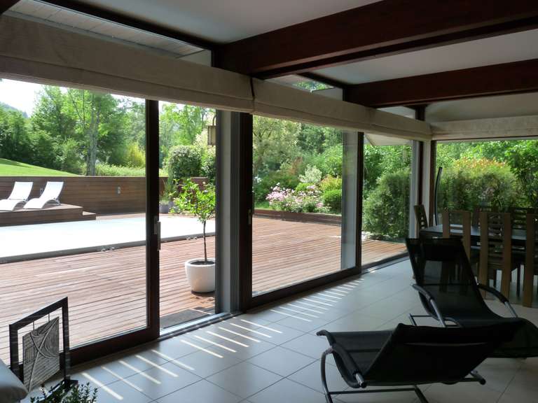 Propriété Lons-le-Saunier - 5 chambres - 225m²