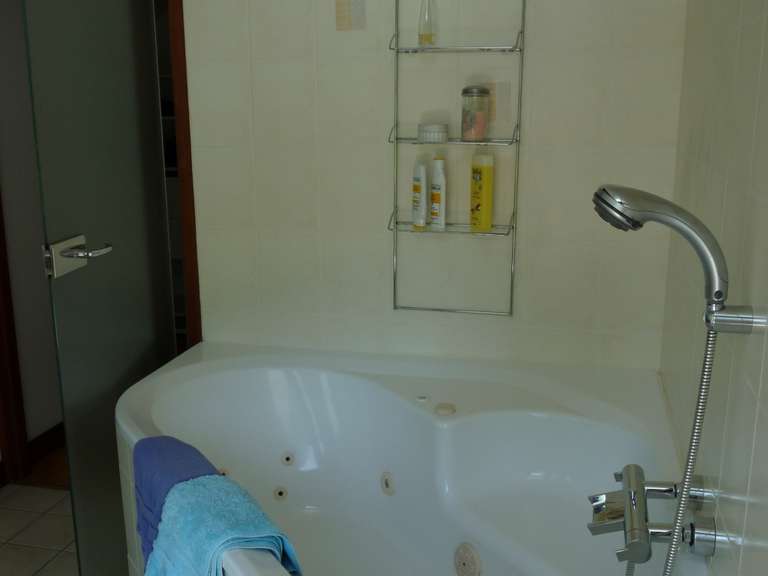 Propriété Lons-le-Saunier - 5 chambres - 225m²