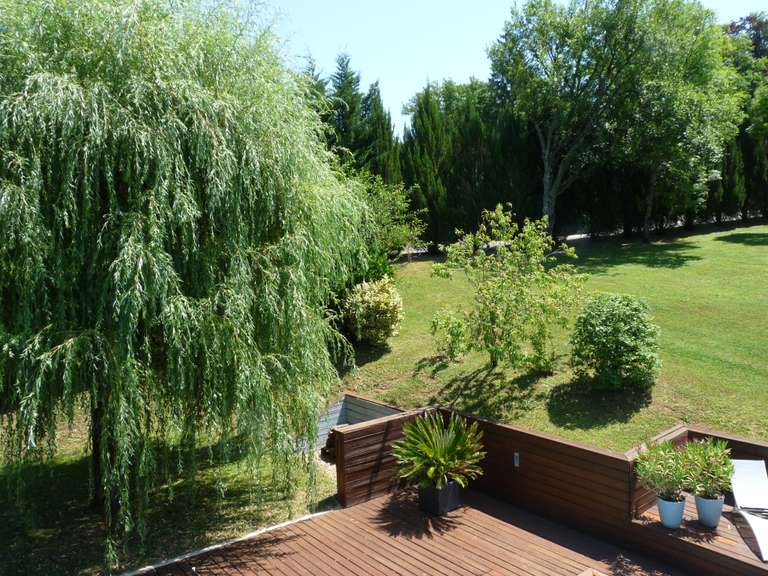 Propriété Lons-le-Saunier - 5 chambres - 225m²