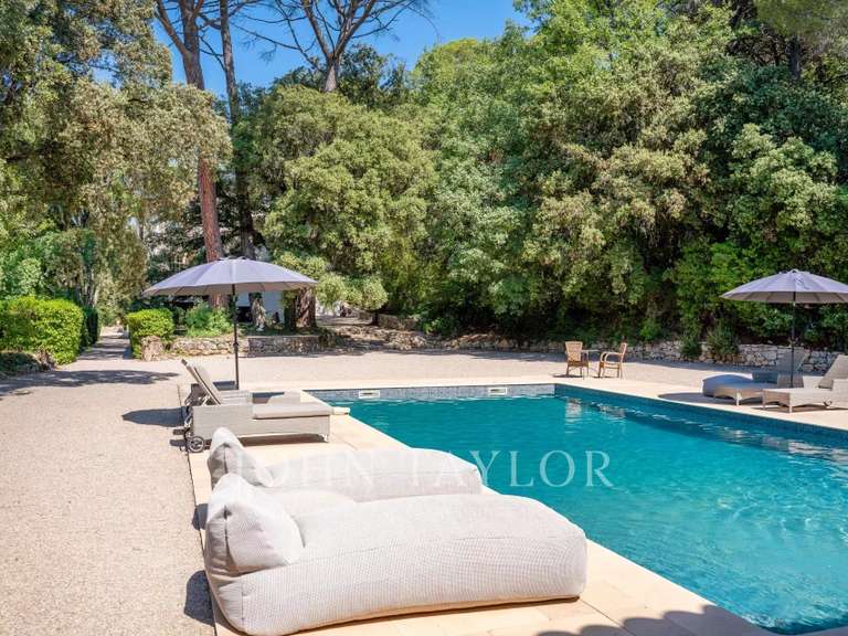 Château Lorgues - 10 chambres - 800m²