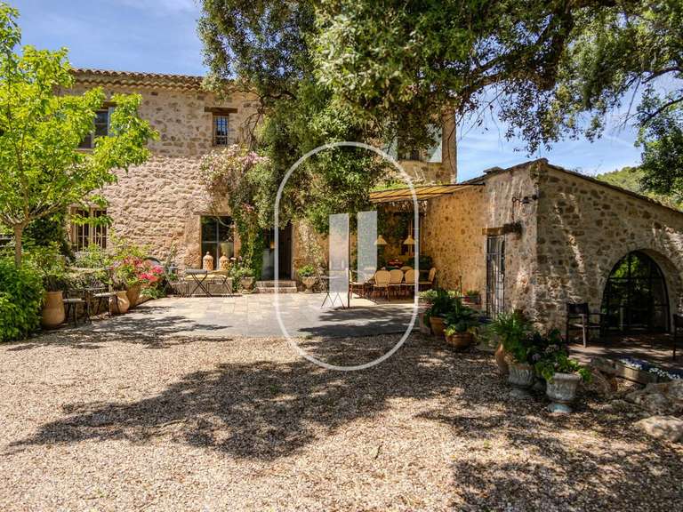 Château Lorgues - 5 chambres - 250m²