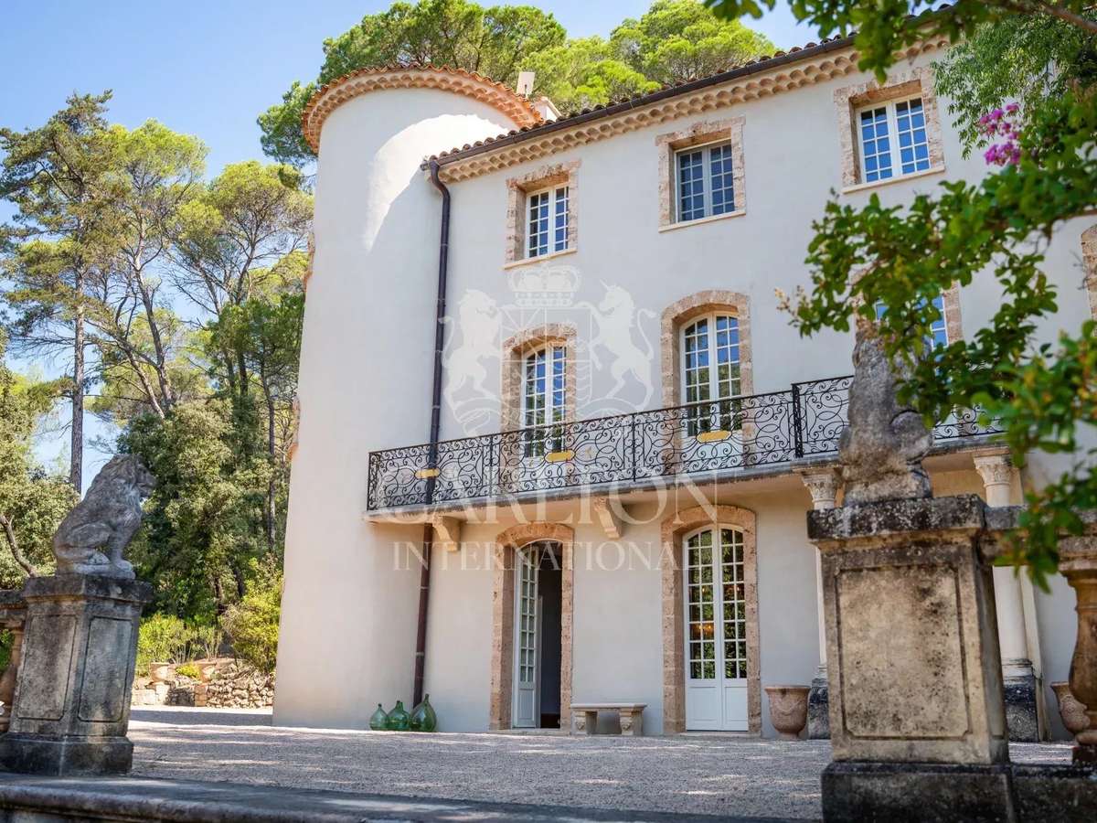 Castle Lorgues