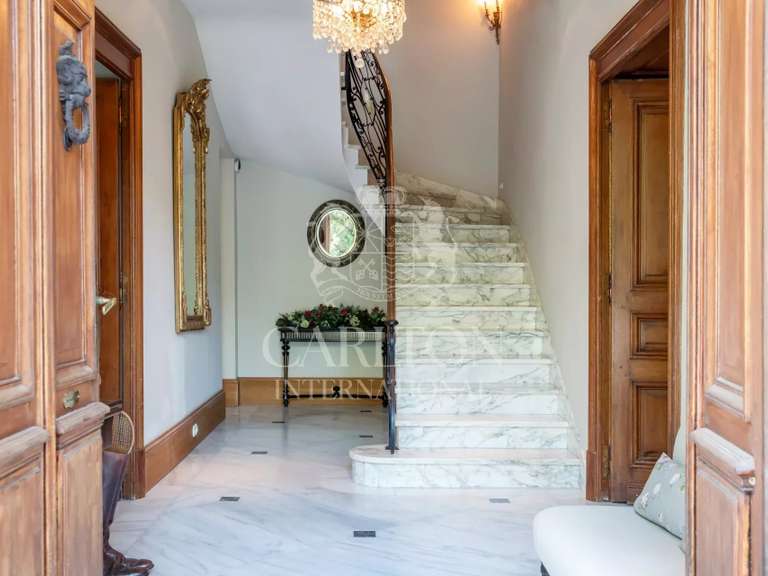 Château Lorgues - 10 chambres - 900m²