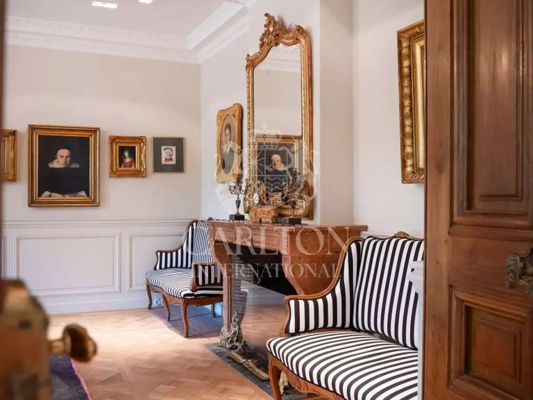 Château Lorgues - 10 chambres - 900m²