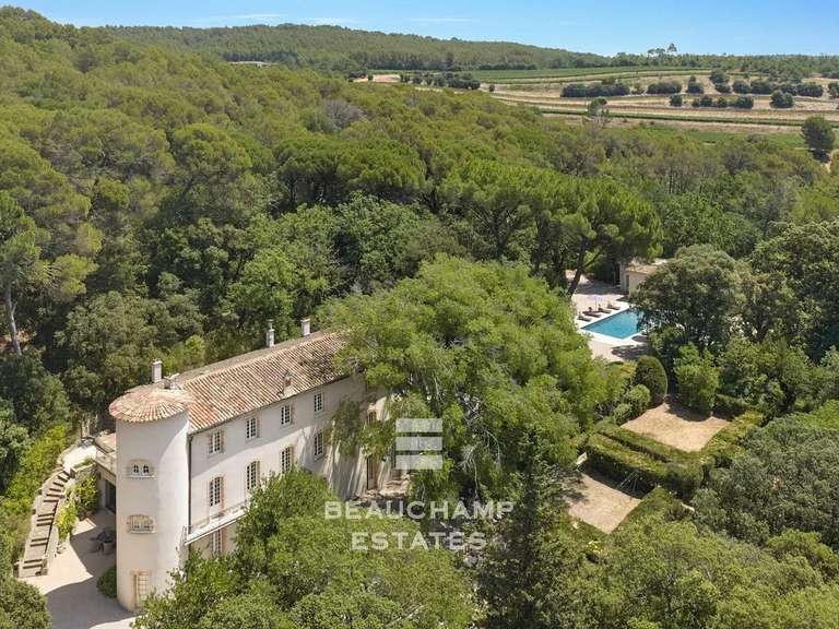 Château Lorgues - 15 chambres - 800m²