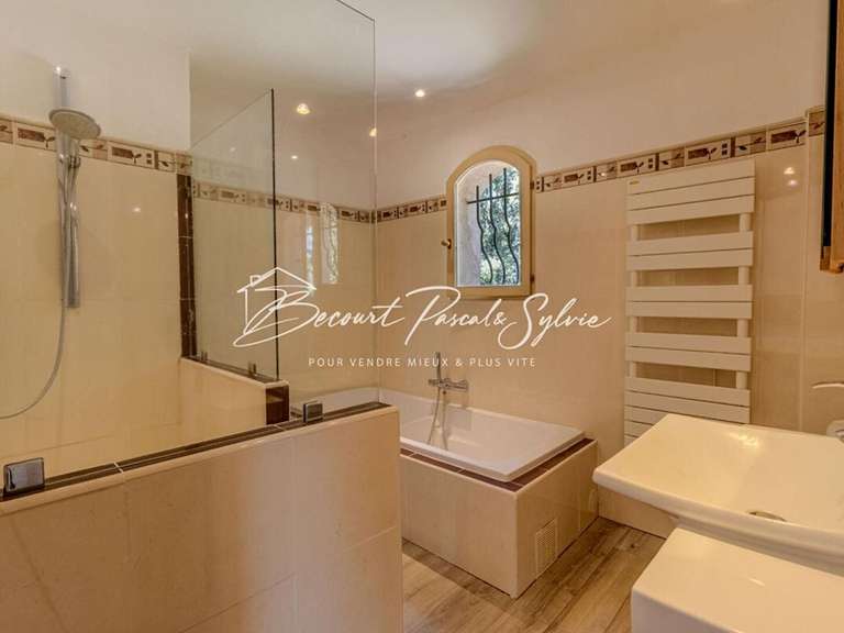 House Lorgues - 4 bedrooms