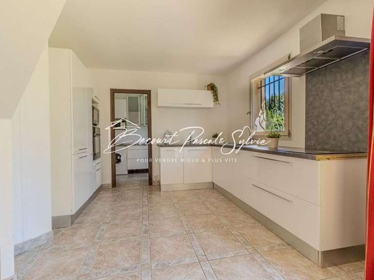 House Lorgues - 4 bedrooms