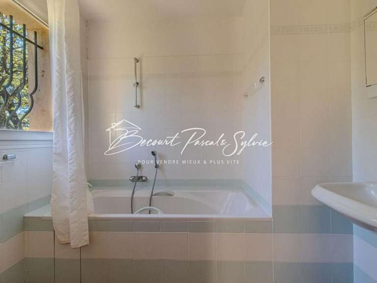 House Lorgues - 4 bedrooms