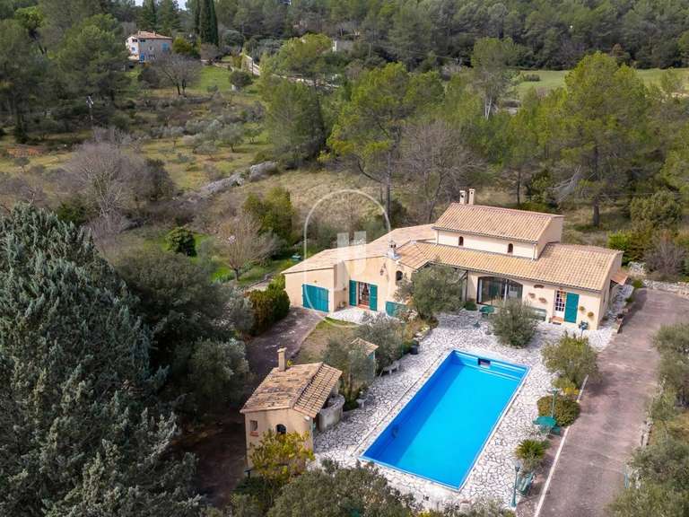 House Lorgues - 3 bedrooms - 187m²