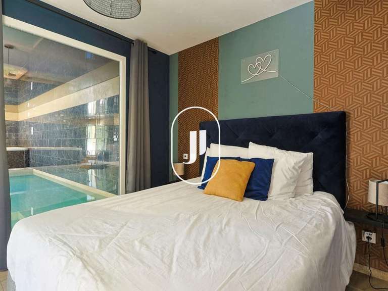 Maison Lorgues - 6 chambres - 270m²