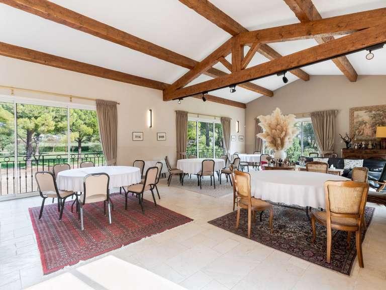 House Lorgues - 24 bedrooms - 800m²