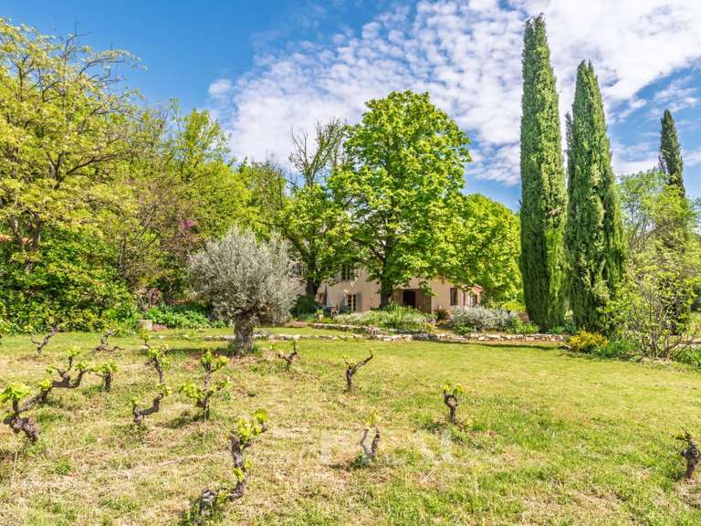 House Lorgues - 5 bedrooms - 233m²