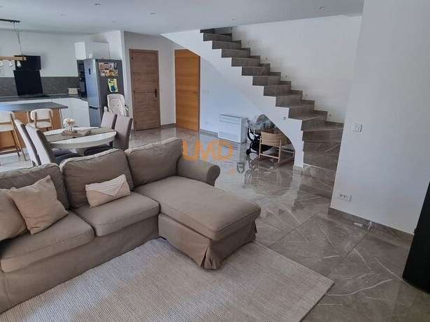 Maison Lorgues - 4 chambres - 122m²