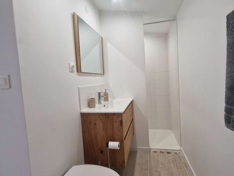 House Lorgues - 4 bedrooms - 166m²