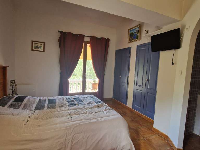 House Lorgues - 8 bedrooms - 236m²