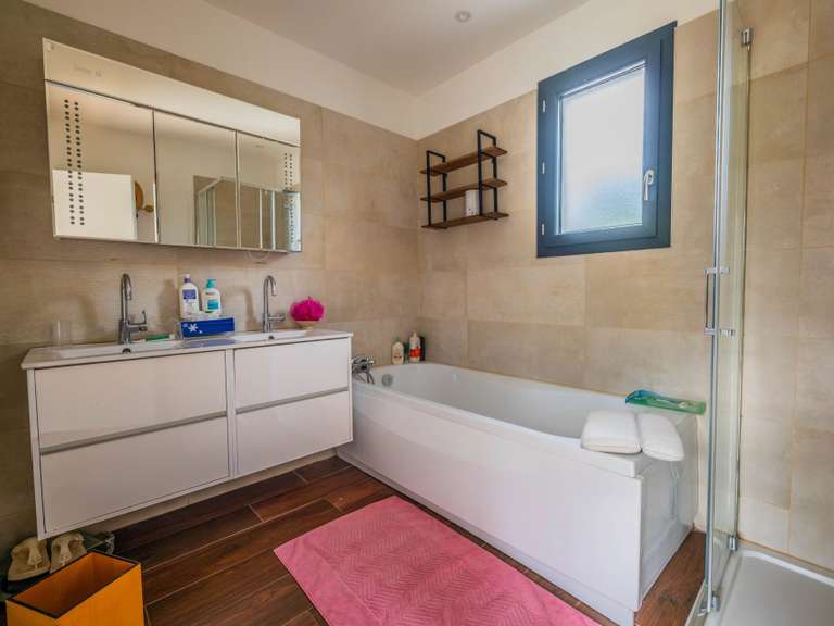 Maison Lorgues - 4 chambres - 230m²