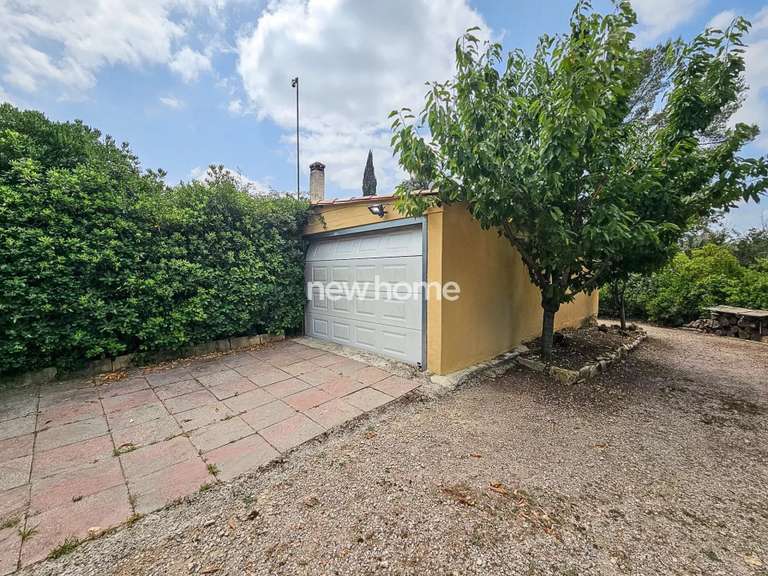 House Lorgues - 3 bedrooms - 180m²