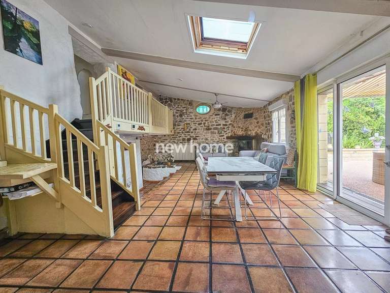 House Lorgues - 3 bedrooms - 180m²