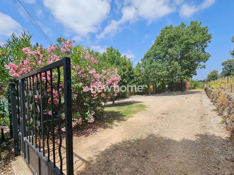 House Lorgues - 3 bedrooms - 180m²