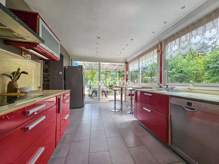 House Lorgues - 3 bedrooms - 180m²