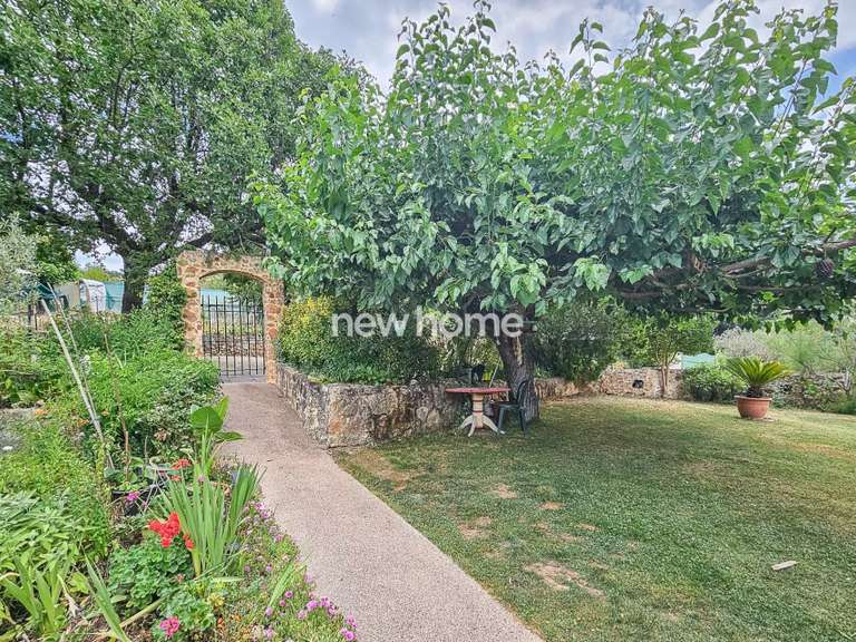 House Lorgues - 3 bedrooms - 180m²