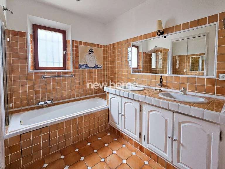 Maison Lorgues - 4 chambres - 172m²