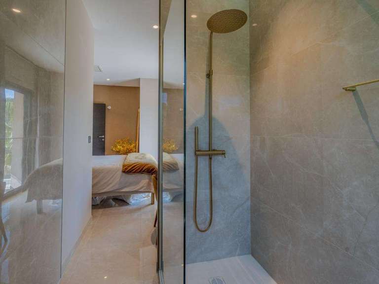 House Lorgues - 4 bedrooms