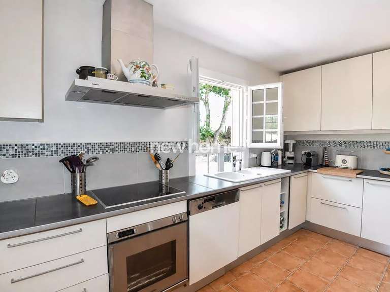 Maison Lorgues - 3 chambres - 194m²