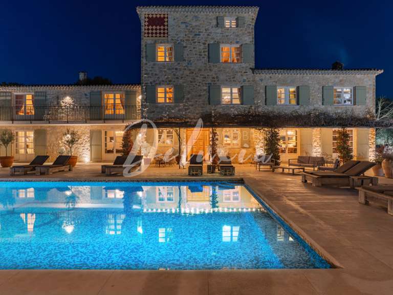 Maison Lorgues - 15 chambres - 690m²