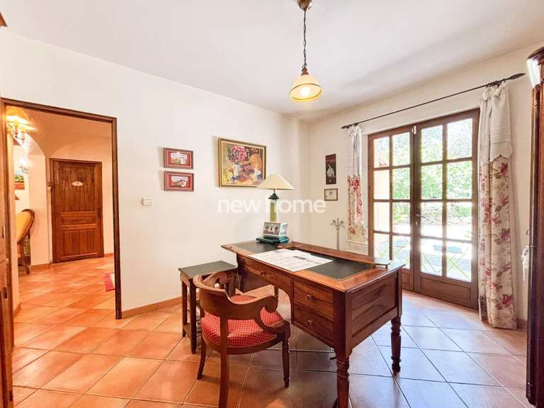 Maison Lorgues - 6 chambres - 222m²