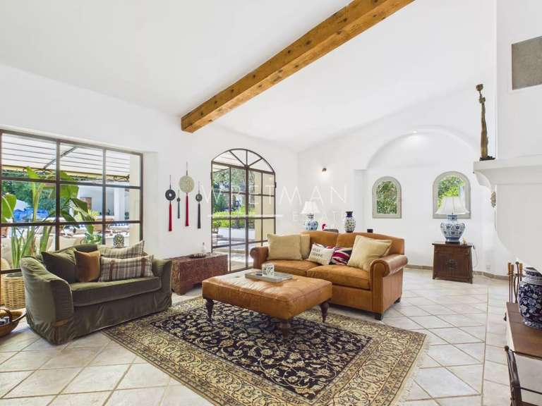 House Lorgues - 4 bedrooms - 189m²