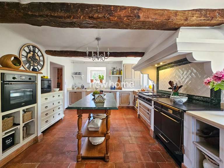 House Lorgues - 6 bedrooms - 205m²