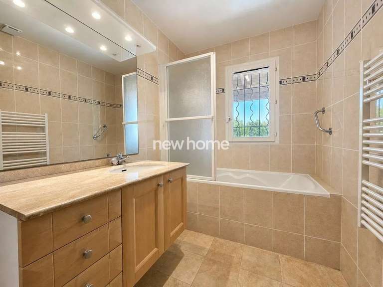 Maison Lorgues - 4 chambres - 176m²
