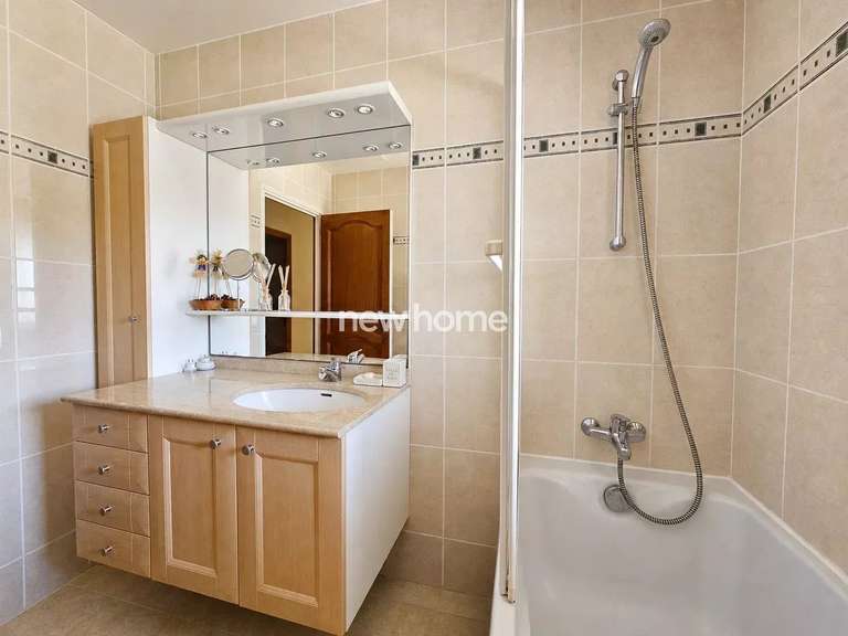 Maison Lorgues - 4 chambres - 176m²