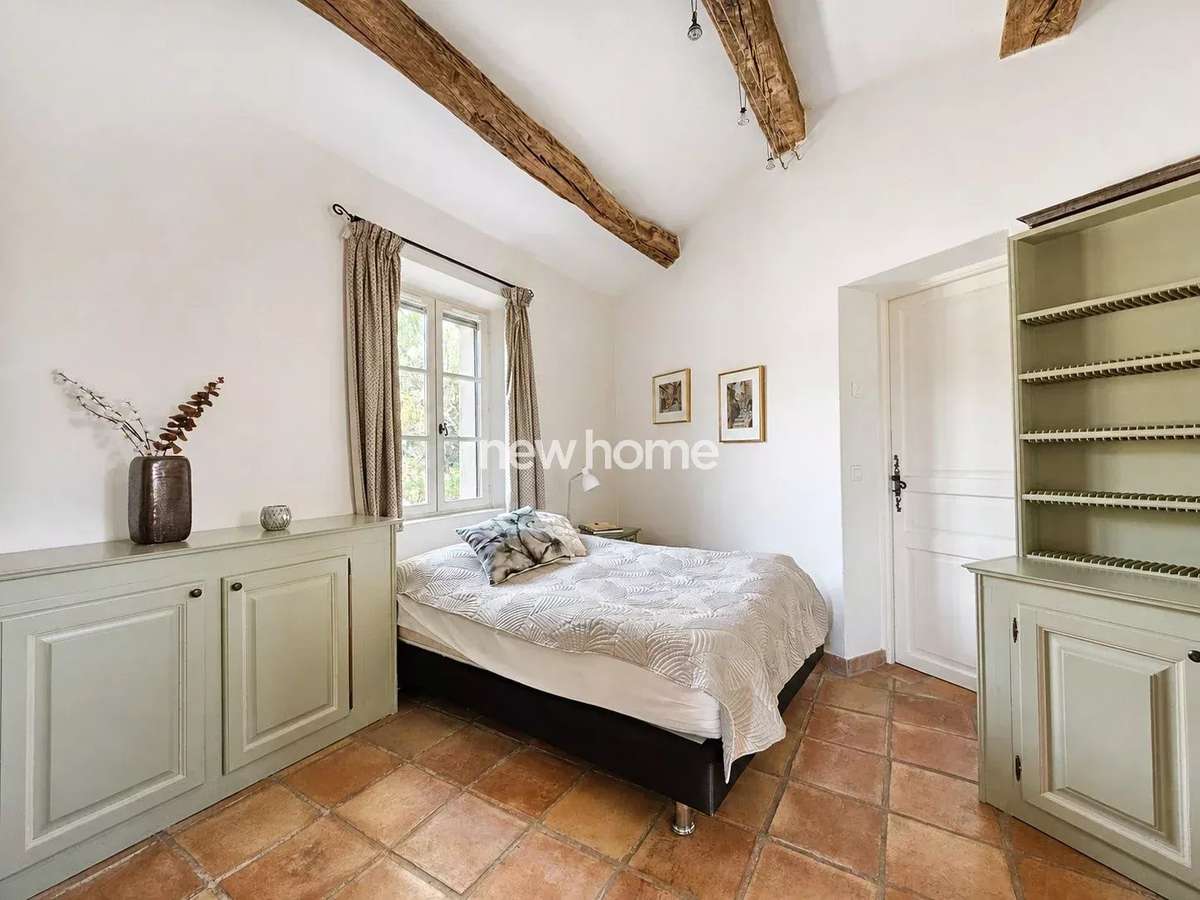 House Lorgues