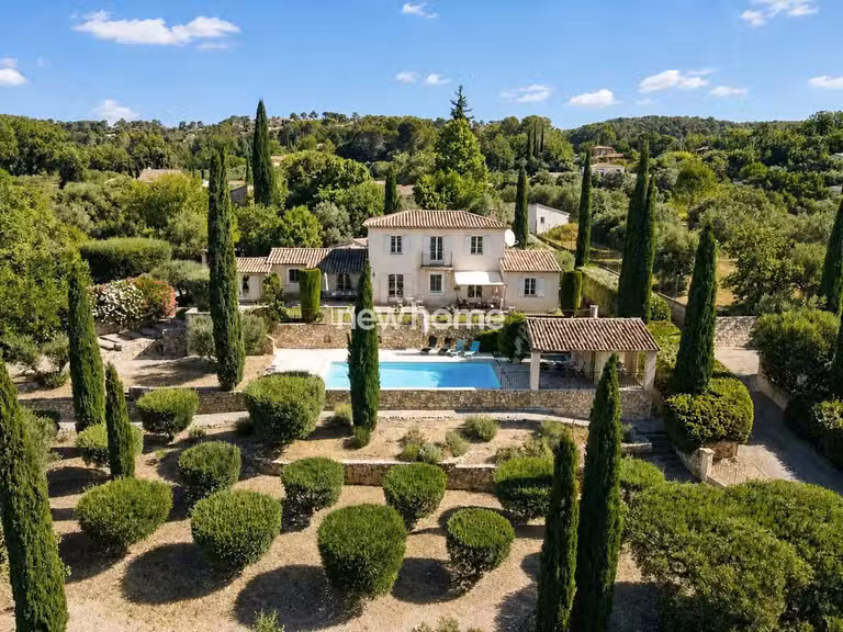 House Lorgues - 5 bedrooms - 220m²