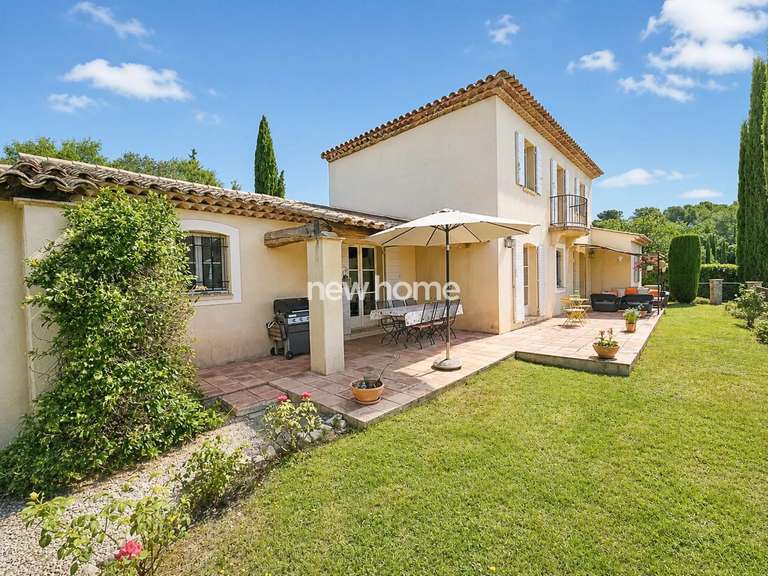 House Lorgues - 5 bedrooms - 220m²