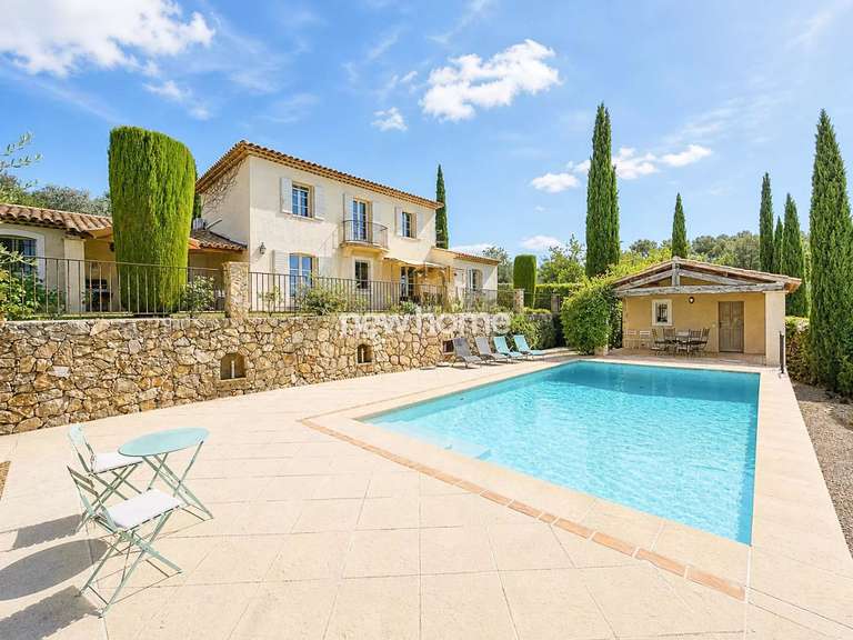 House Lorgues - 5 bedrooms - 220m²